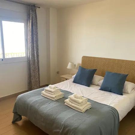 Albamar Frontline 3 Bedrooms Apartment