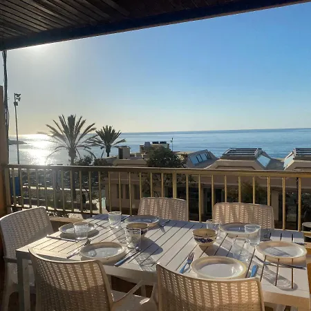 Albamar Frontline 3 Bedrooms Apartment
